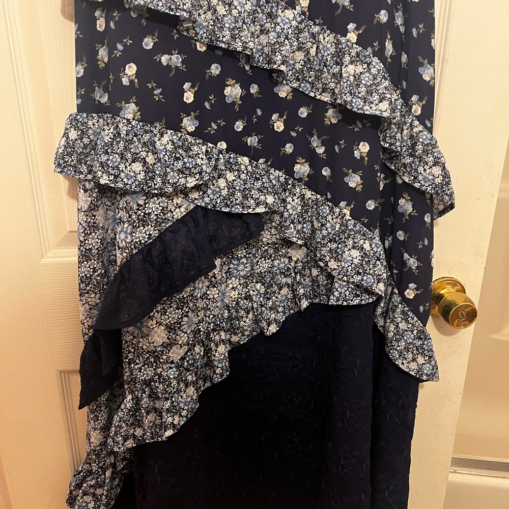 Floral Blue and White Dress - Picture 10 of 14